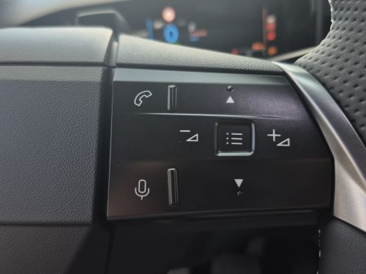 Opel Grandland 1.6 Turbo Plug-in-Hybrid GS 8 jaar garantie | Afneembare trekhaak | Stuur en stoel verwarming | L... ActivLease financial lease