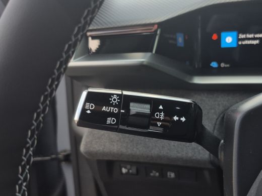 Opel Grandland 1.6 Turbo Plug-in-Hybrid GS 8 jaar garantie | Afneembare trekhaak | Stuur en stoel verwarming | L... ActivLease financial lease