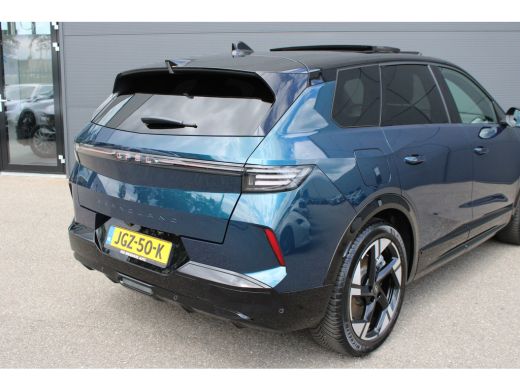 Opel Grandland 1.6 Turbo Plug-in-Hybrid GS | Panorama/schuifdak | Lederen bekleding | Massage | All season | 20 ... ActivLease financial lease