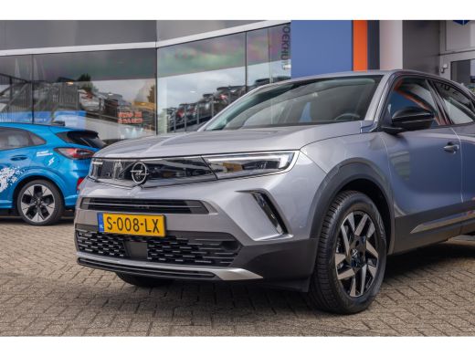 Opel Mokka-e Level 3 50 kWh | Soh 100%! | Camera | Cruise control | Apple Carplay/Android Auto | Digitaal dash... ActivLease financial lease