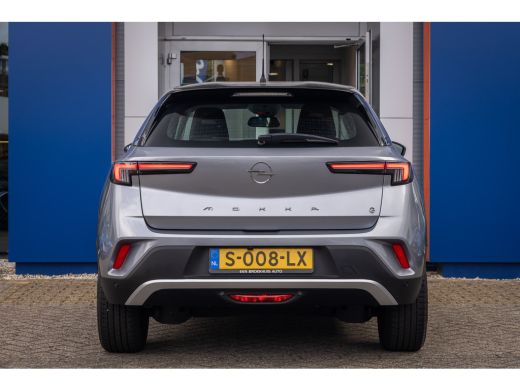 Opel Mokka-e Level 3 50 kWh | Soh 100%! | Camera | Cruise control | Apple Carplay/Android Auto | Digitaal dash... ActivLease financial lease
