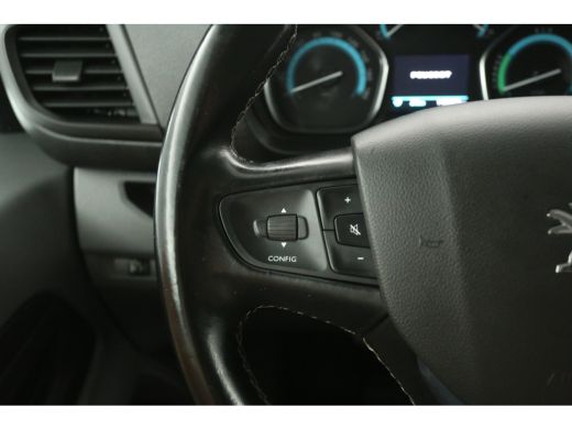 Opel Vivaro-e Peugeot E-Expert 75 kWh L2H1 | Snelladen | SOH 89% | Airco | Cruise | Carplay | Parkeersens. ActivLease financial lease