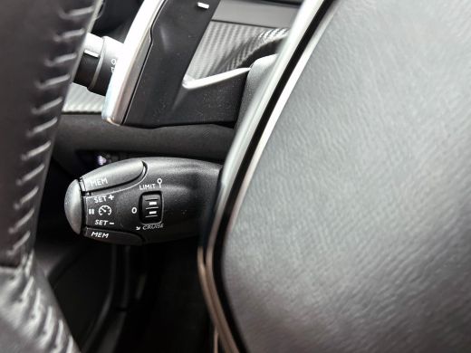 Peugeot 2008 1.2 Hybrid 145 Style AUTOMAAT | CARPLAY | LED | CRUISE ActivLease financial lease