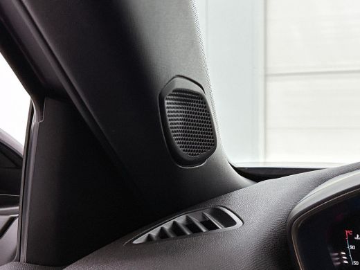 Peugeot 2008 1.2 Hybrid 145 Style AUTOMAAT | CARPLAY | LED | CRUISE ActivLease financial lease