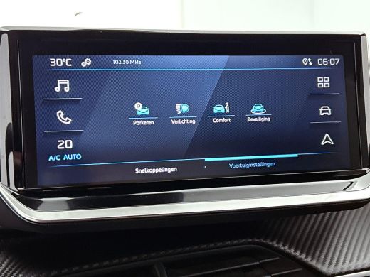 Peugeot 2008 1.2 Hybrid 145 Style AUTOMAAT | CARPLAY | LED | CRUISE ActivLease financial lease