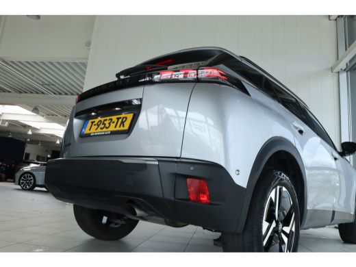 Peugeot 2008 1.2 PureTech 100 Allure | Adapt. Cruise | 360 Camera | Navi | Carplay | Keyless | 17 Inch | LED |... ActivLease financial lease