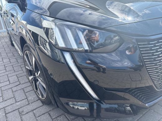 Peugeot 208 1.2 PureTech GT | Navigatie | Camera | Apple carplay | Full LED | Keyless | NL auto | Bluetooth | ActivLease financial lease