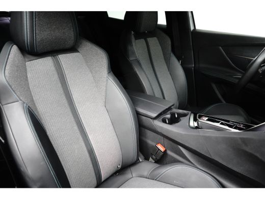Peugeot 3008 1.6 HYbrid 225 Active Pack Business Camera | Cruise Control | Parkeersensoren | Camera | Achterui... ActivLease financial lease