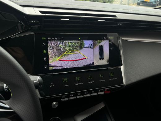 Peugeot 308 SW 1.2 Hybrid 145 e-DCS6 GT VOORRAAD ACTIE | 8 JAAR GARANTIE | ALCANTARA BEKLEDING | 360 GRADEN C... ActivLease financial lease