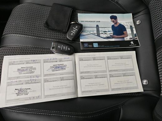 Peugeot e-208 EV GT 350 50 kWh 3 Fase | Navigatie | Climate Control | Sfeerverlichting | Full-LED | Achteruitri... ActivLease financial lease