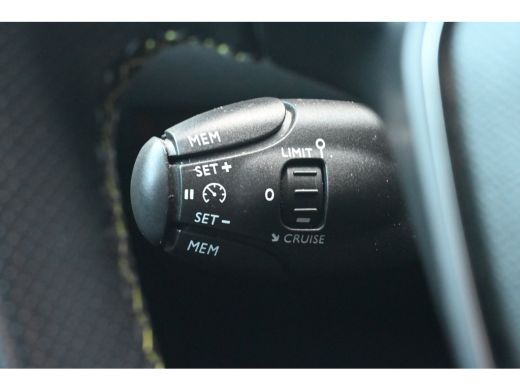 Peugeot e-208 EV GT 350 50 kWh 90%SOH! 3 Fase | Navigatie | Climate Control | Sfeerverlichting | Full-LED | Ach... ActivLease financial lease