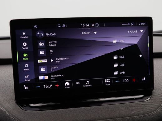 Skoda Enyaq iV 80 204 Pk | Stoel/Stuurverwarming | Camera | Adaptive Cruise | Warmtepomp | Memorie | 19 Inch ActivLease financial lease