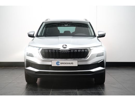 Skoda Karoq 1.5 150PK DSG Selection | Achteruitrijcamera | Climate Control | Navigatie | Stoelverwarming voor... ActivLease financial lease