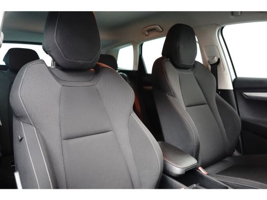 Skoda Karoq 1.5 150PK DSG Selection | Achteruitrijcamera | Climate Control | Navigatie | Stoelverwarming voor... ActivLease financial lease