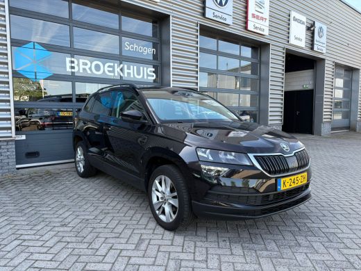 Skoda Karoq 1.5 TSI 150 pk ACT Business Edition 7-DSG | Trekhaak | Cruise control adaptief | Navigatie | ActivLease financial lease