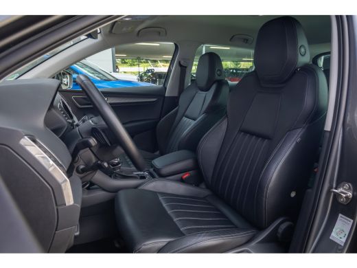 Skoda Karoq 1.5 TSI ACT Business Edition Plus | Leder | Camera | Cruise control adaptief | Stoel+stuur verwar... ActivLease financial lease