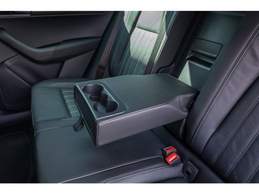 Skoda Karoq 1.5 TSI ACT Business Edition Plus | Leder | Camera | Cruise control adaptief | Stoel+stuur verwar... ActivLease financial lease
