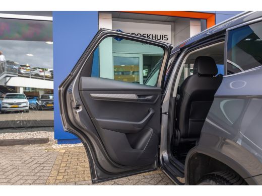 Skoda Karoq 1.5 TSI ACT Business Edition Plus | Leder | Camera | Cruise control adaptief | Stoel+stuur verwar... ActivLease financial lease