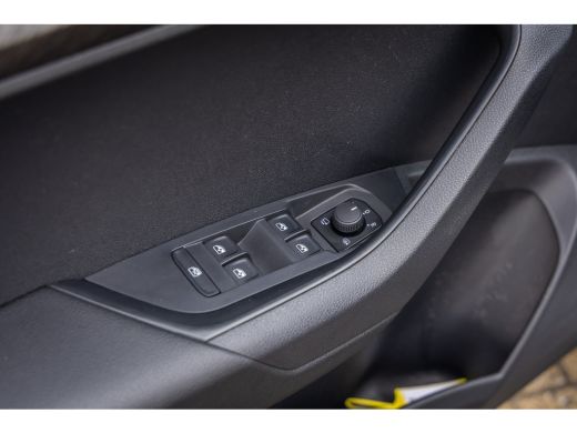 Skoda Karoq 1.5 TSI ACT Business Edition Plus | Leder | Camera | Cruise control adaptief | Stoel+stuur verwar... ActivLease financial lease