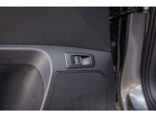 Skoda Karoq 1.5 TSI ACT Business Edition Plus | Leder | Camera | Cruise control adaptief | Stoel+stuur verwar... ActivLease financial lease