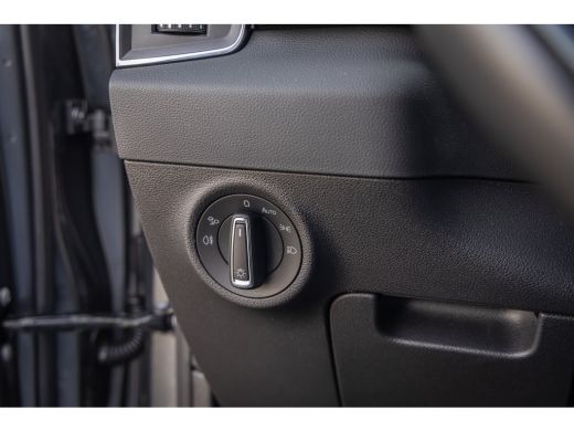 Skoda Karoq 1.5 TSI ACT Business Edition Plus | Leder | Camera | Cruise control adaptief | Stoel+stuur verwar... ActivLease financial lease