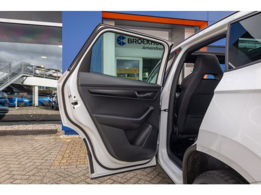 Skoda Karoq 1.5 TSI ACT Sportline Business | Trekhaak (weg-klap) | Pano-dak | 360 camera | Adap.cruise | Prem... ActivLease financial lease
