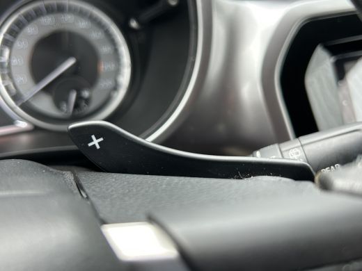 Suzuki Vitara 1.0 Boosterjet Select | Cruise Control | Camera | Stoelverwarming | CarPlay | Trekhaak | ActivLease financial lease