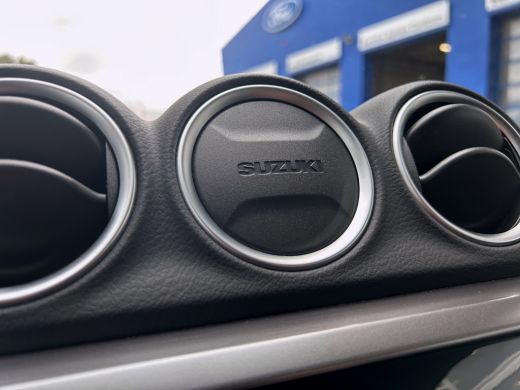 Suzuki Vitara 1.0 Boosterjet Select | Cruise Control | Camera | Stoelverwarming | CarPlay | Trekhaak | ActivLease financial lease