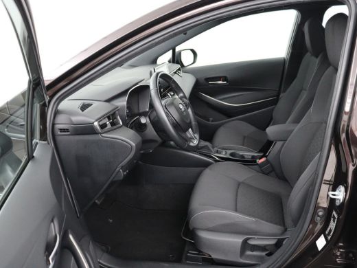 Toyota Corolla 1.8 Hybrid Active | 1e eigenaar | Carplay | Adaptive cruise | Navigatie | Camera | Full LED | Cli... ActivLease financial lease