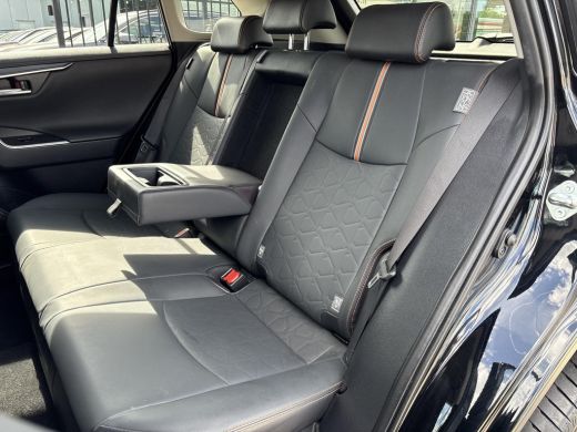 Toyota RAV4 2.5 Hybrid AWD Executive ActivLease financial lease