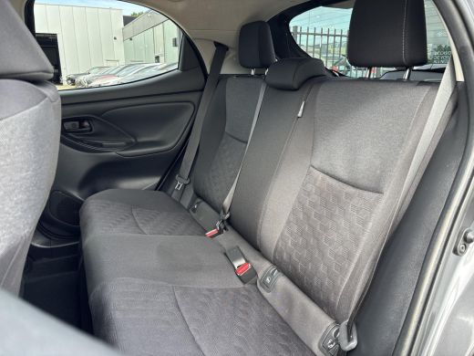 Toyota Yaris 1.5 Hybrid 115 Dynamic ActivLease financial lease