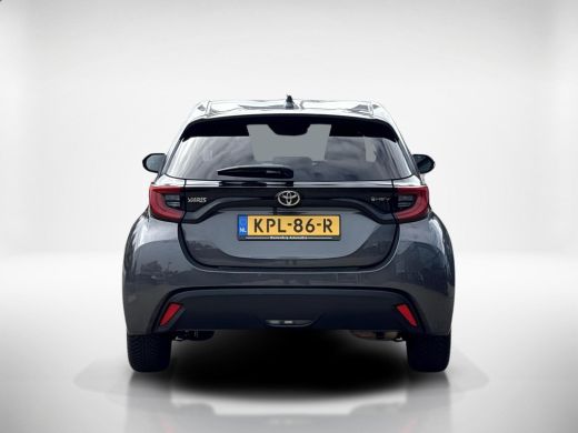 Toyota Yaris 1.5 Hybrid 115 Dynamic ActivLease financial lease