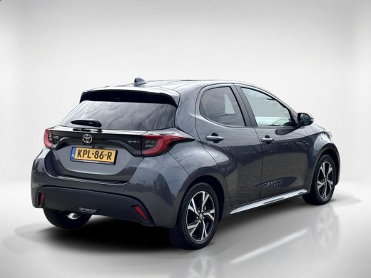 Toyota Yaris 1.5 Hybrid 115 Dynamic ActivLease financial lease