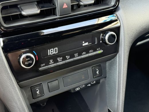 Toyota Yaris Cross 1.5 Hybrid 130 Executive Camera | App Connect | Winterpakket ActivLease financial lease