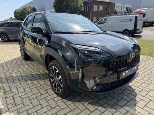 Toyota Yaris Cross 1.5 Hybrid 130 Executive Camera | App Connect | Winterpakket ActivLease financial lease
