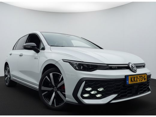 Volkswagen Golf GTE 1.5 eHybrid 272 PK HYBRID GTE-SPORT LEDER/LED-MATRIX/HEAD-UP!/18-INCH/TREKHAAK ActivLease financial lease