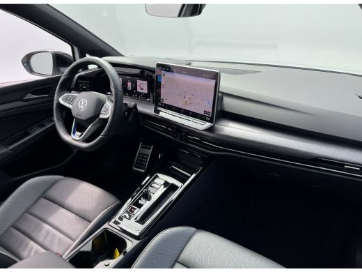 Volkswagen Golf GTE 1.5 eHybrid 272 PK HYBRID GTE-SPORT LEDER/LED-MATRIX/HEAD-UP!/18-INCH/TREKHAAK ActivLease financial lease