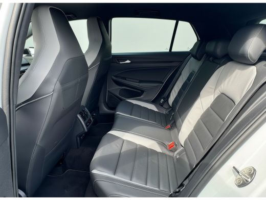 Volkswagen Golf GTE 1.5 eHybrid 272 PK HYBRID GTE-SPORT LEDER/LED-MATRIX/HEAD-UP!/18-INCH/TREKHAAK ActivLease financial lease