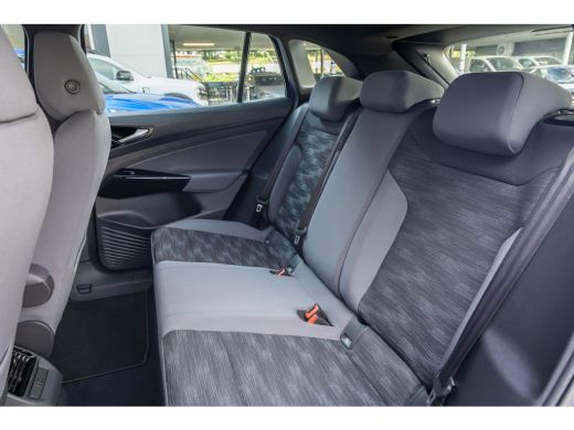 Volkswagen ID.4 Pro 77 kWh | Cruise control adaptief | Camera | Apple Carplay/Android Auto | 19'' | Keyless | Led... ActivLease financial lease