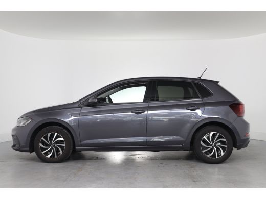 Volkswagen Polo 1.0 TSI Life Business | 1e Eigenaar! | Dealer Onderhouden | LED | Navi By App | Clima | Stoelverw... ActivLease financial lease