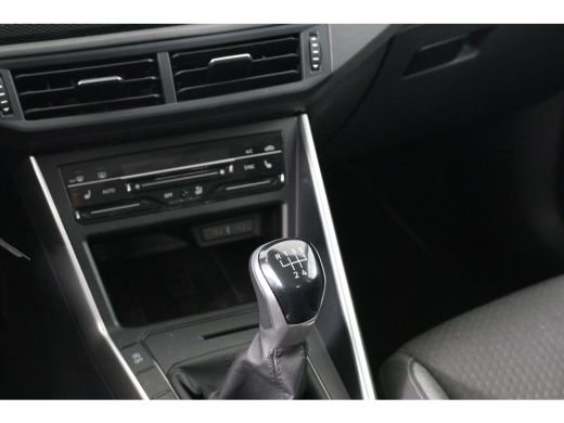 Volkswagen Polo 1.0 TSI Life Business | 1e Eigenaar! | Dealer Onderhouden | LED | Navi By App | Clima | Stoelverw... ActivLease financial lease