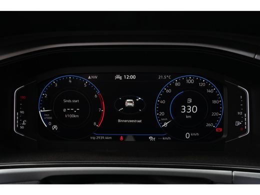 Volkswagen T-Roc 1.0 TSI 110pk Life | Trekhaak | Camera | Adaptive Cruise | Carplay | Keyless Entry & Start | 16" ActivLease financial lease