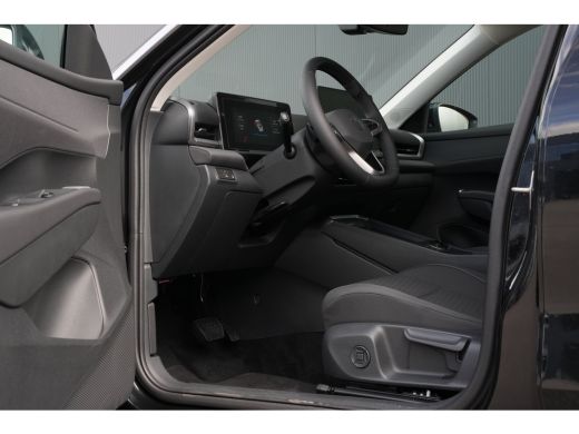 Volkswagen T-Roc Life First Edition, (2026) | 'App-Connect' draadloze smartphone integratie | Automatische afstand... ActivLease financial lease