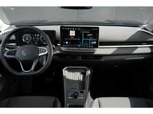 Volkswagen T-Roc Life First Edition, (2026) | 'App-Connect' draadloze smartphone integratie | Automatische afstand... ActivLease financial lease