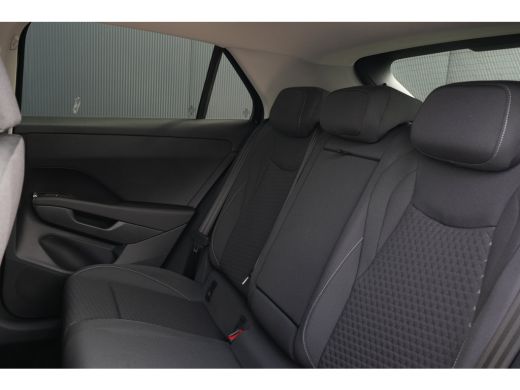 Volkswagen T-Roc Life First Edition, (2026) | 'App-Connect' draadloze smartphone integratie | Automatische afstand... ActivLease financial lease