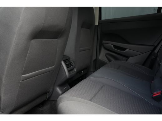 Volkswagen T-Roc Life First Edition, (2026) | 'App-Connect' draadloze smartphone integratie | Automatische afstand... ActivLease financial lease