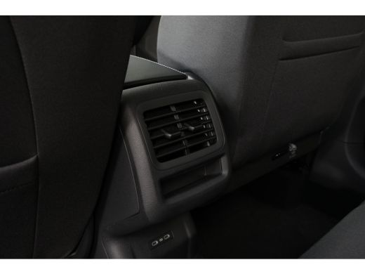 Volkswagen T-Roc Life First Edition, (2026) | 'App-Connect' draadloze smartphone integratie | Automatische afstand... ActivLease financial lease