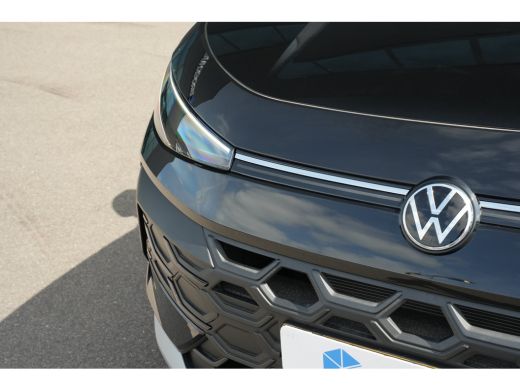 Volkswagen T-Roc Life First Edition, (2026) | 'App-Connect' draadloze smartphone integratie | Automatische afstand... ActivLease financial lease