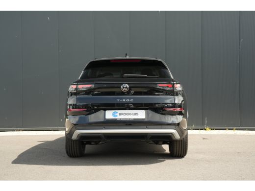 Volkswagen T-Roc Life First Edition, (2026) | 'App-Connect' draadloze smartphone integratie | Automatische afstand... ActivLease financial lease