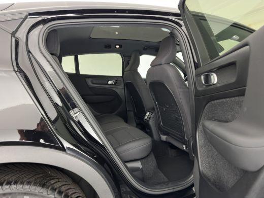 Volvo  C40 Recharge Core 69 kWh [3-Fase-11kW] {SoH-93%} (INCL.BTW) Aut. *PANO | DIGI-COCKPIT | FULL-LED | CA... ActivLease financial lease